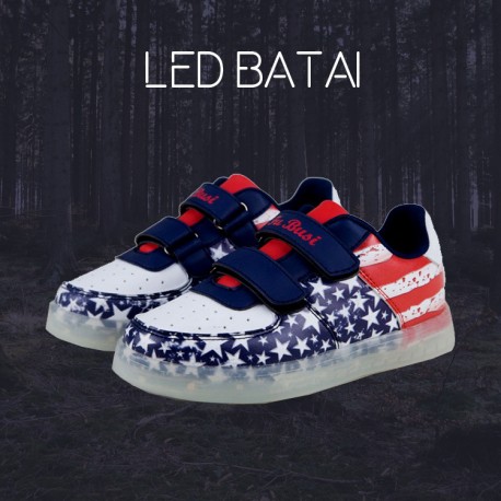 JAV vėliavos LED batai