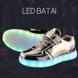 Sidabriniai LED batai
