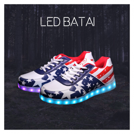 LED batai su JAV vėliavos elementais