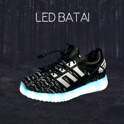 Juodi LED batai su juostelėmis