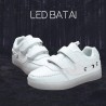 Balti LED batai